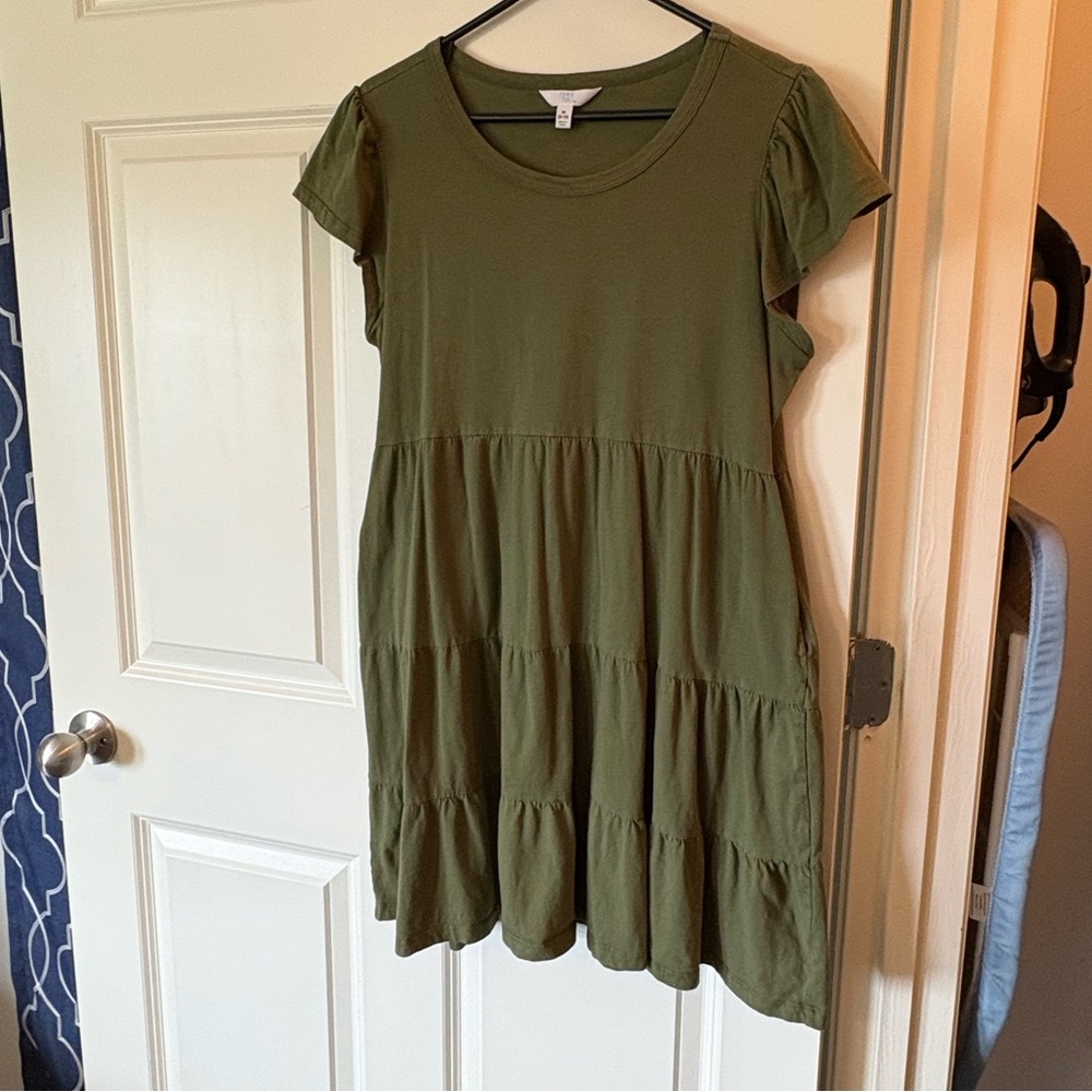 Time and Tru Olive Green Top